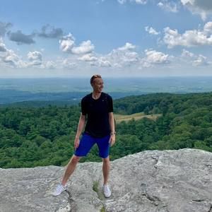 Meet your Posher, Henry